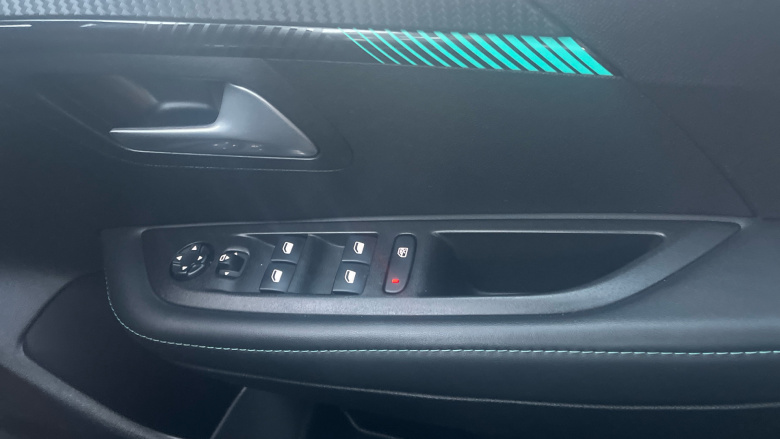 Peugeot 208 1.2 PureTech 100 Allure Premium 5dr Petrol Hatchback